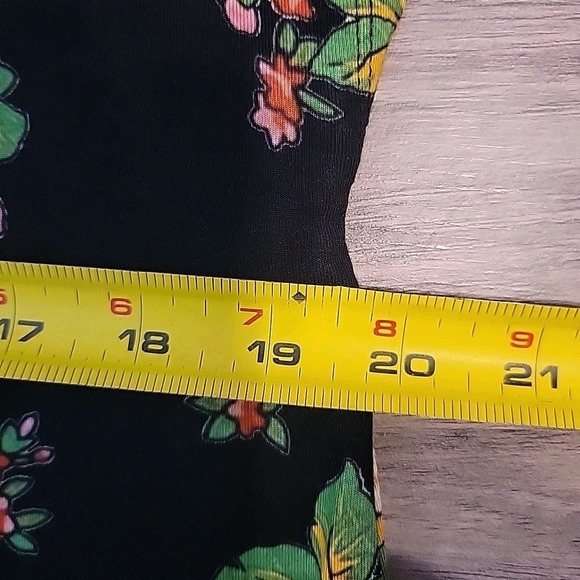 Johnny Was The‎ Janie Favorite Dolman Top Womens Med V-Neck Spark Bohemian Tunic - Picture 9 of 10